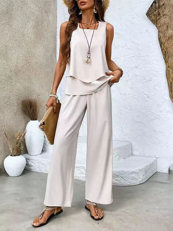Two-piece set with top and matching trousers
