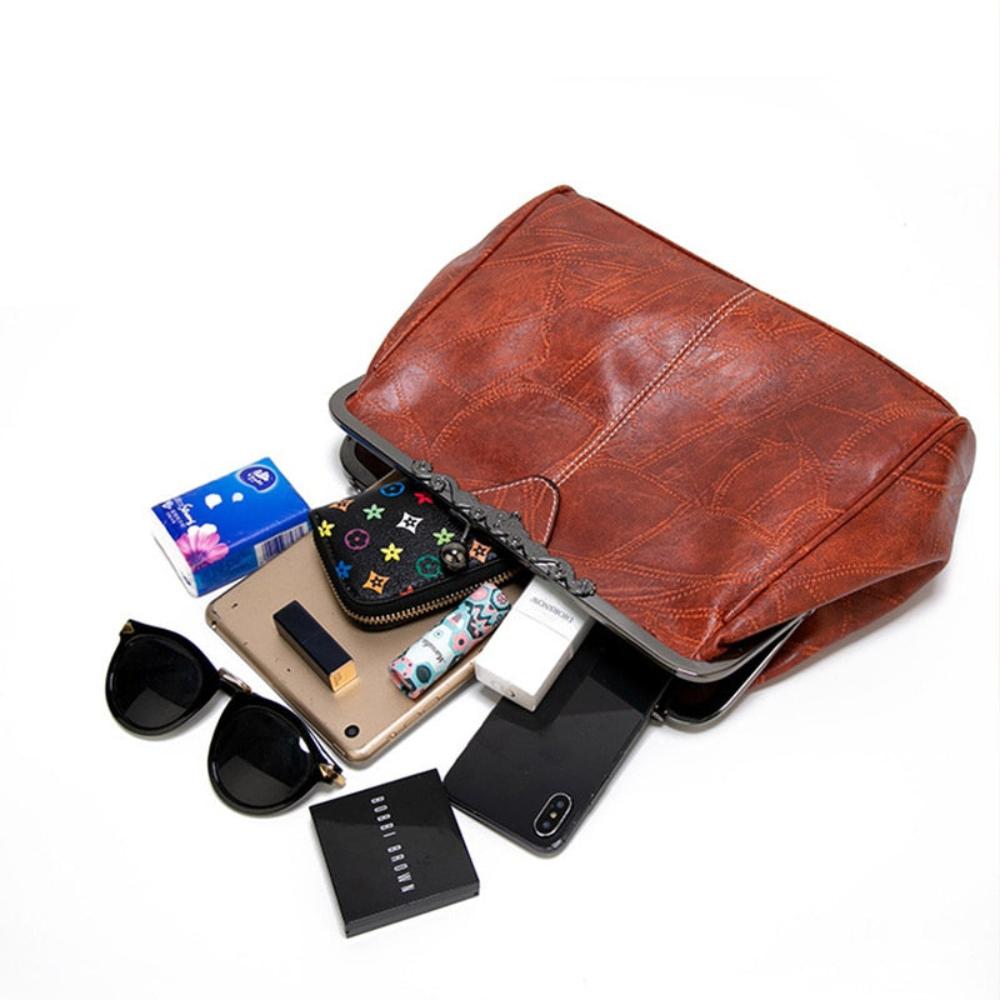Mila | Vintage handbag with flap closure