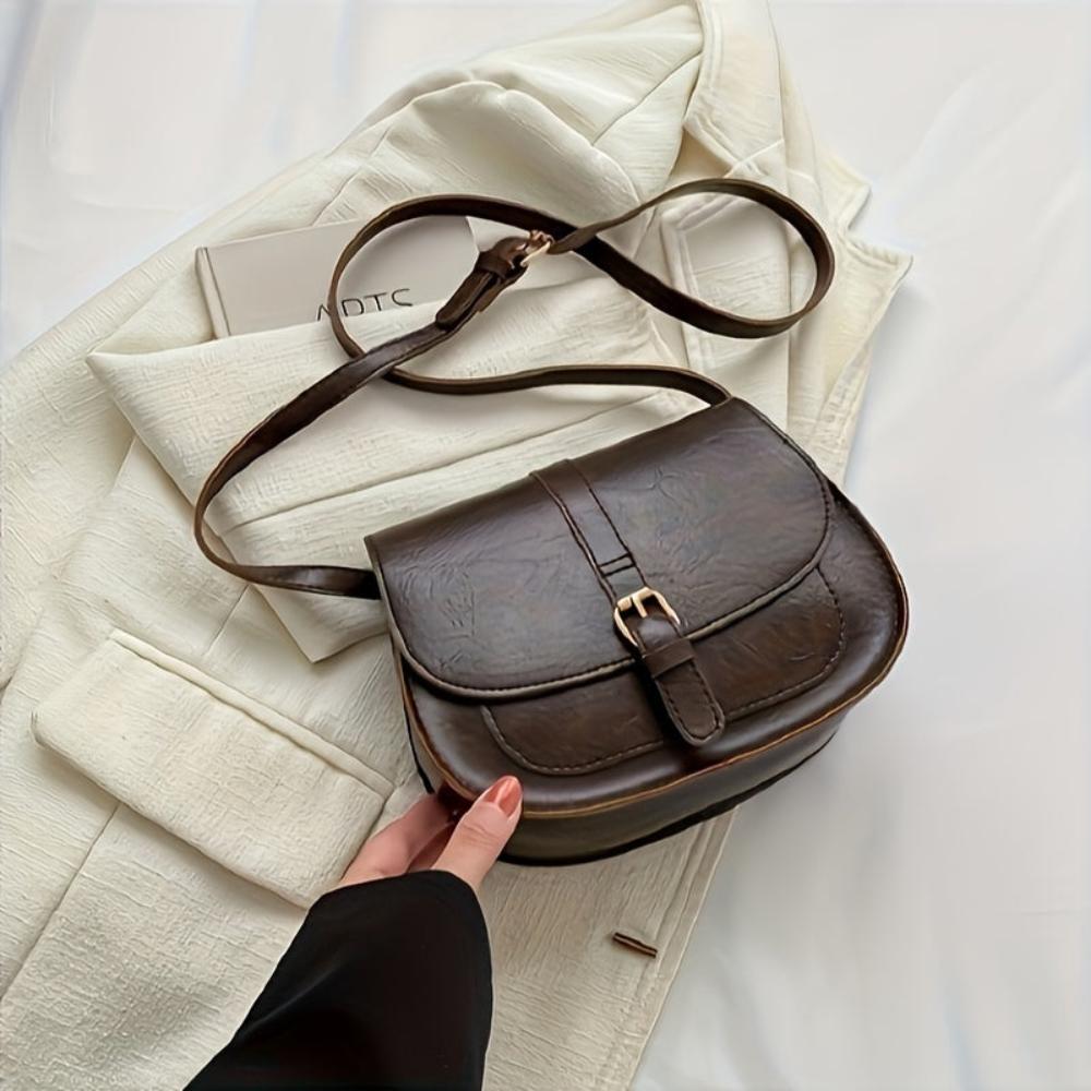 Evelyn™ | Classic Saddle-Shaped Shoulder Bag