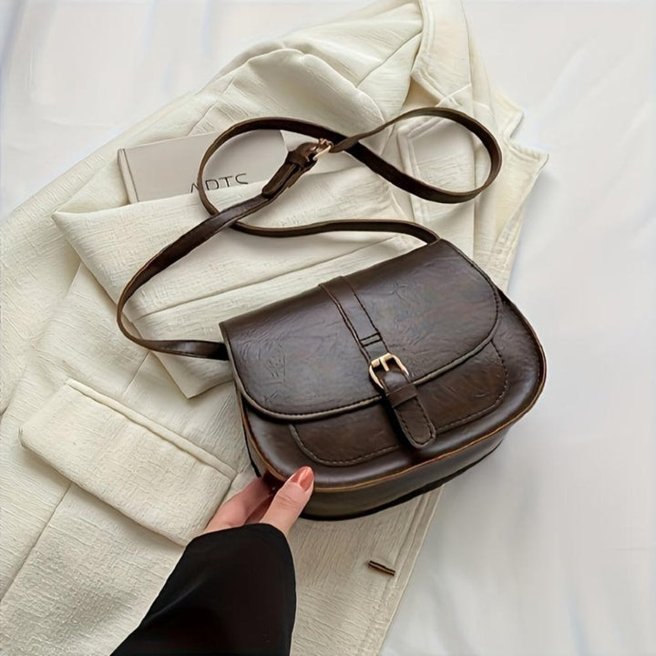 Evelyn™ | Classic Saddle-Shaped Shoulder Bag