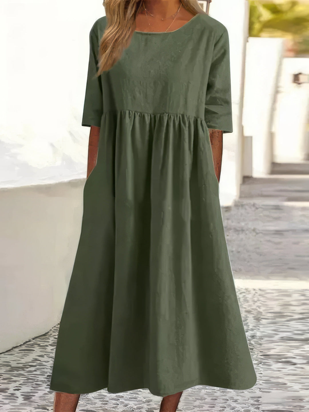 Cotton Dress with Round Neck and Pockets